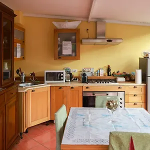 sanberillohouse.taorminaitalyhotels.com/