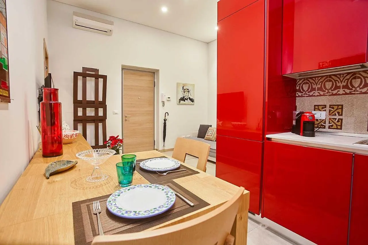 Apartment Kmc Suites - Red Palermo Italy